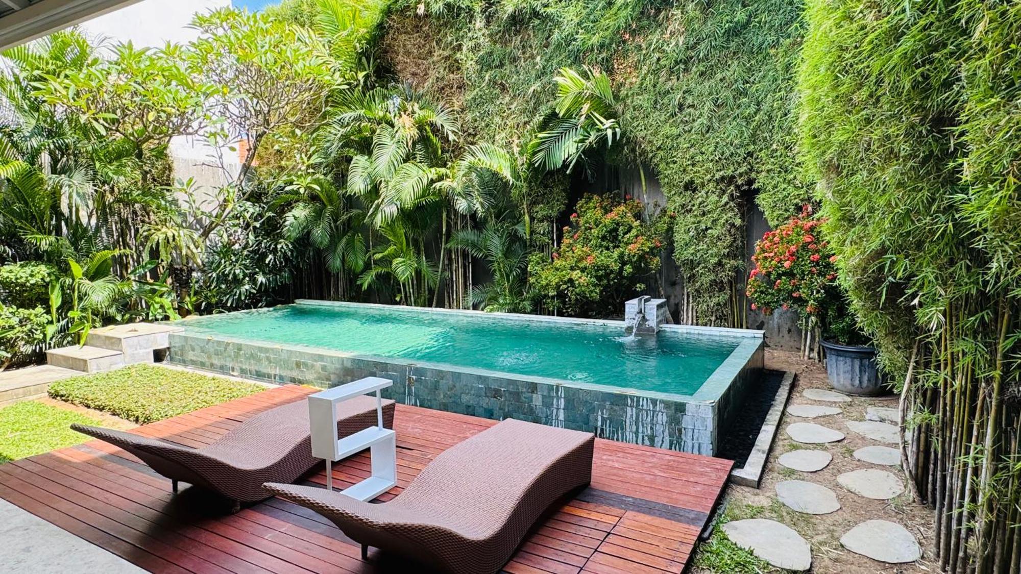 Villa Rainbow Sanur Exterior foto